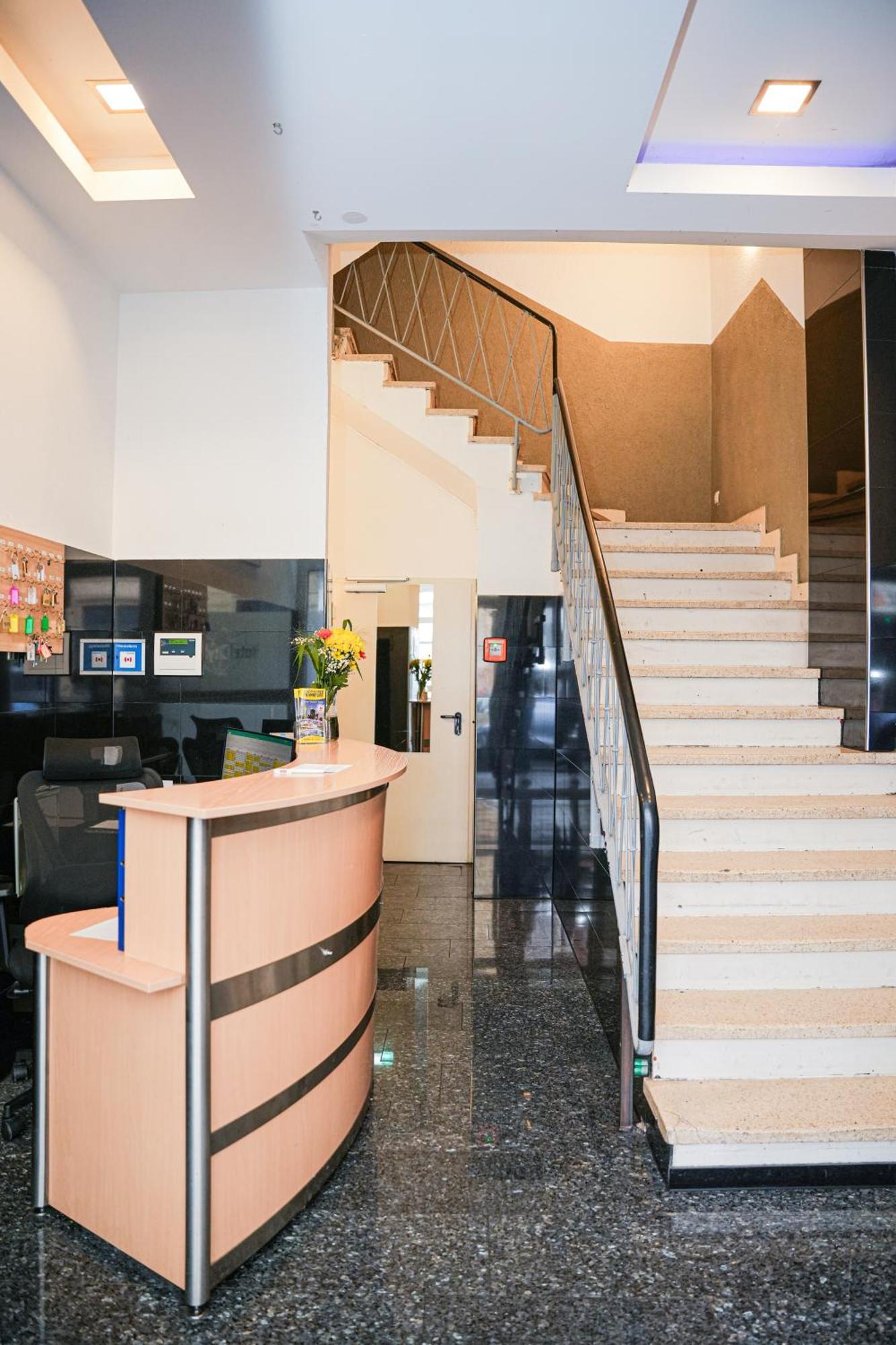 Hotel City Star Frankfurt am Main Eksteriør billede